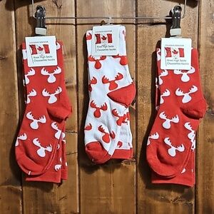 Red White Moose Knee High Socks Canada M/L
